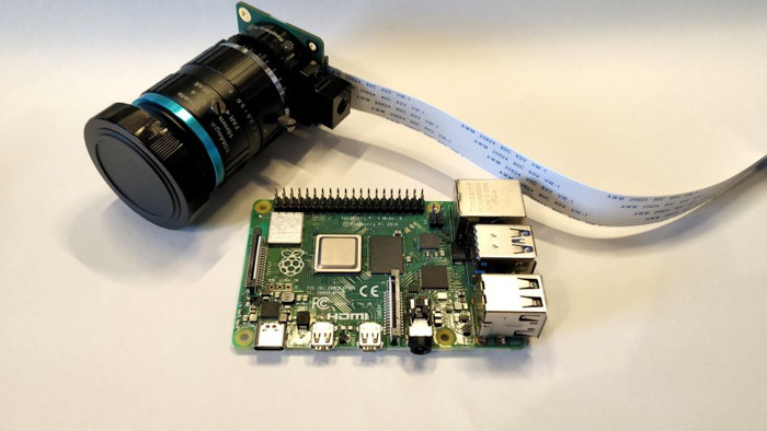 Với cảm biến camera này, những chiếc máy tính Raspberry Pi sẽ có thêm rất nhiều công dụng. Như chụp ảnh, làm camera giám sát, hay làm bộ phận tầm nhìn cho những thiết bị thông minh khác.