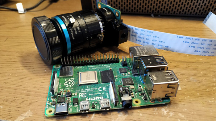Tính năng ống kính hoán đổi này mở ra một kỷ nguyên mới cho những chiếc máy tính Raspberry Pi nhỏ bé.