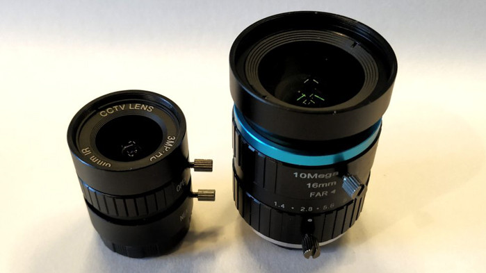 Chiếc camera này được bán với giá chỉ 50 USD.