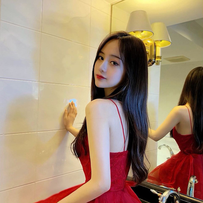 Nữ streamer này từng được truyền thông Việt nhắc đến sau khi tham gia MXH TikTok, livestream.