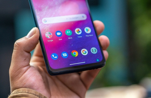 Điều khiến Android trở thành hệ điều hành nổi bật trong số những hệ điều hành di động khác là khả năng tùy chỉnh vô hạn mà nó mang đến cho người dùng. Chỉ bằng ứng dụng Launcher, người dùng có thể thay đổi giao diện mặc định trên điện thoại như hình ảnh bắt mắt hay tối ưu hóa hiệu năng sử dụng.