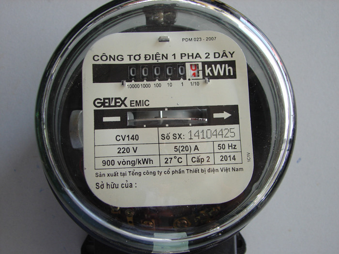 Để đảm bảo sự chính xác và đúng đắn cho kết quả kiểm tra, người dùng cần hiểu rõ về nguyên tắc hoạt động và các thông số hiển thị trên công tơ điện. Cụ thể như đơn vị điện năng và số vòng quay công tơ điện.
