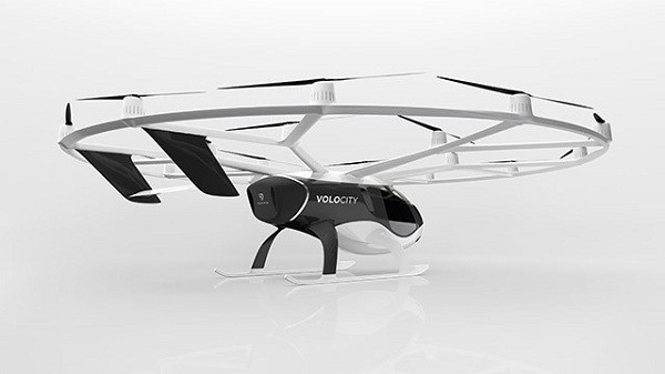 Đây là một bước tiến lớn nhưng công ty Volocopter còn phải tiếp tục hoàn thiện các cơ sở hạ tầng đáp và cất cánh, và gắn kết vào các hệ thống quản lý không lưu, để khai thác thương mại chiếc taxi bay này.
