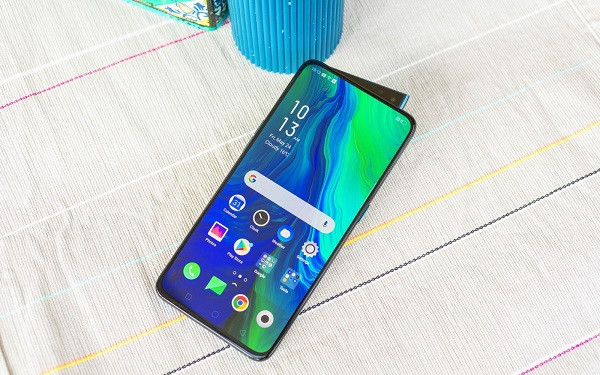 Oppo Reno 10X Zoom tự hào sở hữu camera selfie pop-up, khả năng zoom đến 60 lần, khiến cho nó trở thành một trong những smartphone đáng mua hiện nay. Máy còn được trang bị bộ vi xử lý Snapdragon 855, CPU lõi tám, xử lý game nặng mà không giật lag.
