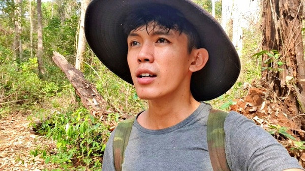 Mới đây Youtuber nghèo nhất Việt Nam chia sẻ thông tin mình bị cơ quan chức năng điều tra nội dung một số video trên kênh, khiến người hâm mộ hoang mang. Nguyên nhân được cho là liên quan đến đoạn vlog “Thử thách 24 giờ bên bờ hồ” được YouTuber đăng tải gần đây.