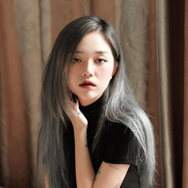 Người hâm mộ không khỏi bất ngờ trước sự việc này bởi Linh Ngọc Đàm vốn được biết đến là "ngọc nữ làng eSports Việt". Cô luôn xuất hiện với hình ảnh "sạch" và chưa từng vướng phải những lùm xùm nhạy cảm tương tự.