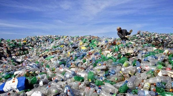 Đại dịch COVID-19 bùng phát không chỉ đe dọa sức khỏe người dân trên toàn thế giới, mà còn gây nên một cuộc khủng hoảng mới cho các nước châu Á: ô nhiễm nhựa. Tháng 4 vừa qua, mặc cho mọi nỗ lực đầu tư Singapore Circulate Capitalhuy để tái chế nhựa ở Ấn Độ và Indonesia, dịch bệnh vẫn thay đổi mọi thứ.