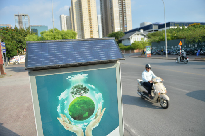Theo Sở Xây dựng Hà Nội, thùng rác công nghệ sẽ được lắp đặt tại hầu hết tuyến đường, phố, công viên, trường học, bệnh viện...