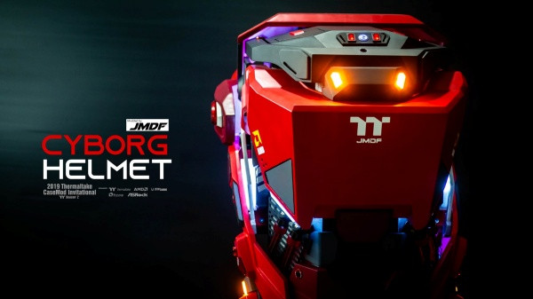 Bộ case máy tính robot tương lai lần này của anh lấy cảm hứng từ những mẫu Cyborg trong các bộ phim viễn tưởng. Tuy nhiên vẫn mang thiết kế quen thuộc tựa như những mẫu case siêu xe trước đó.