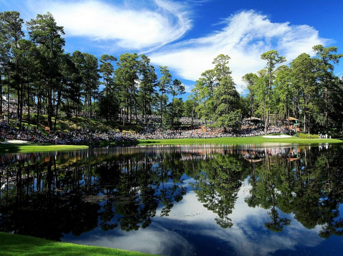 Được xây dựng từ năm 1934, sân golf Augusta National Golf Club đã được lựa chọn là sân nhà của Masters Tournament (Masters Tournament là một trong 4 giải đấu golf major của làng golf thế giới). Trong nhiều năm trở lại đây, sân golf Augusta National Golf Club luôn nằm trong top những sân golf được đánh giá đẹp nhất trên thế giới.