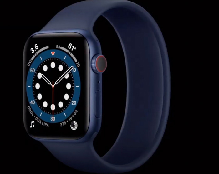 Watch Series 6 là sản phẩm đầu tiên được giới thiệu trong lễ ra mắt của Apple. Không có nhiều thay đổi về thiết kế nhưng mẫu smartwatch mới được "Quả táo" thêm nhiều tính năng thông minh và hướng tới sản phẩm như một thiết bị y tế cá nhân.