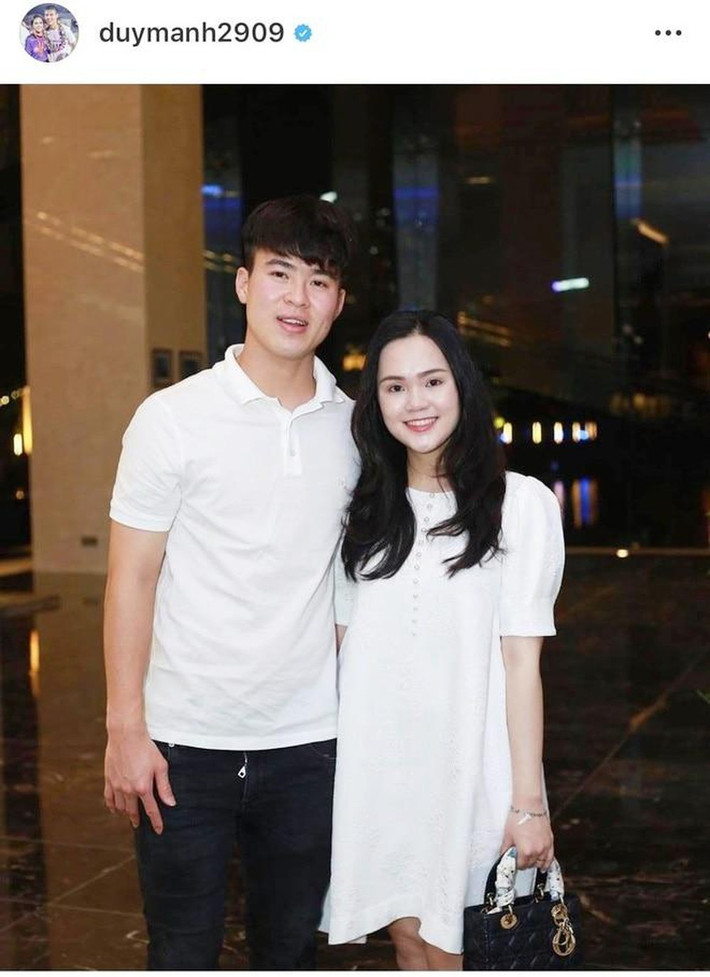 Quỳnh Anh và Duy Mạnh kết hôn vào tháng 2/2020 sau gần 5 năm yêu nhau.