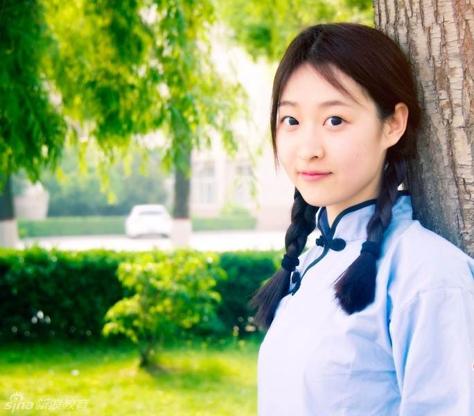 Bộ ảnh tốt nghiệp này do một nhóm nữ sinh sắp ra trường của Đại học Chính trị và Pháp luật Tây Bắc, Trung Quốc thực hiện.