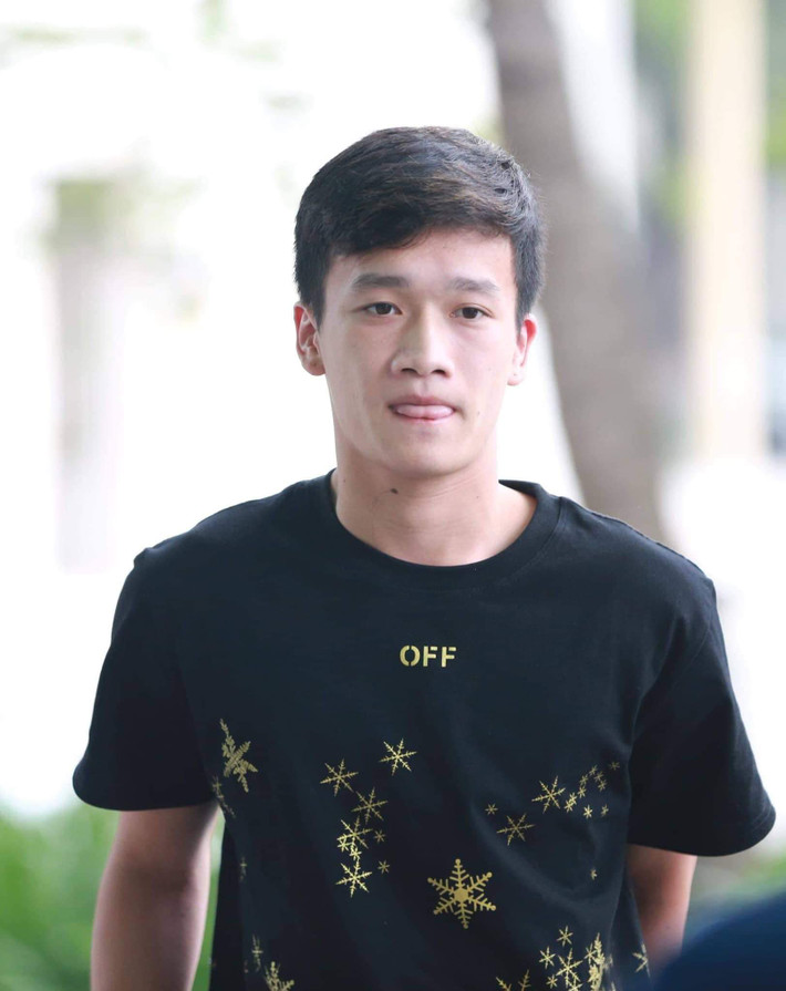 Nguyễn Hoàng Đức gây ấn tượng bởi những pha xử lý bóng khéo léo, anh được mệnh danh là Tuấn Anh của U22 Việt Nam.