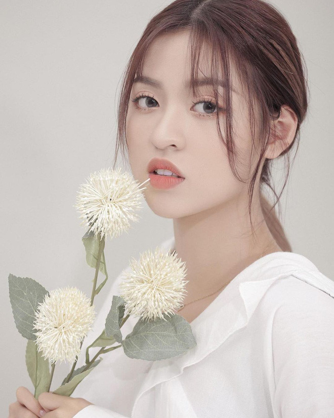 Hot girl mạng Trần Thanh Tâm nổi lên với câu nói "trứng rán cần mỡ/bắp cần bơ" là cái tên vẫn nhận được khá nhiều sự quan tâm trên MXH cho đến thời điểm hiện tại.