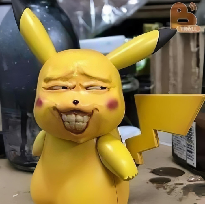 Nhiều người nhìn thành phẩm này và đều phải thốt lên: "Ôi Pikachu đáng yêu đâu rồi, mất luôn cả tuổi thơ rồi".