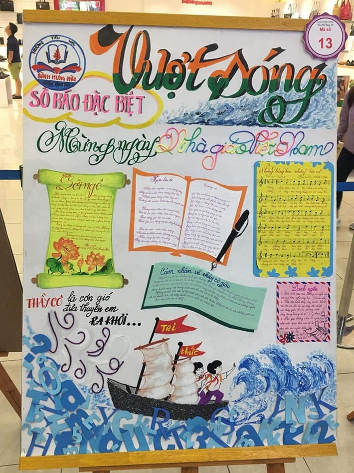 Mỗi năm, cứ mỗi dịp kỷ niệm ngày Nhà giáo Việt Nam, trường lại ra phong trào thi đua làm báo tường. Mỗi dịp như vậy, cả lớp lại tất bật bàn nhau, chuẩn bị trước cả tháng trời.
