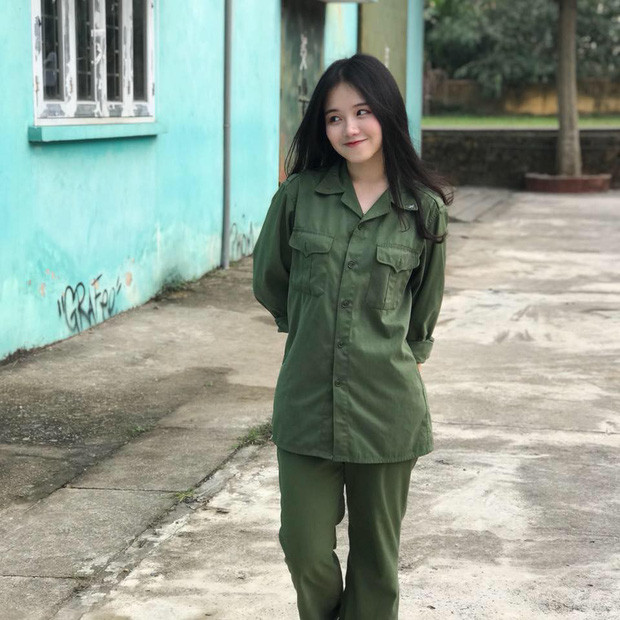 Chưa kể, đây cũng là dịp để các nhóm bạn cùng nhau vui chơi, cùng chụp lại những bức ảnh “cực phẩm” ghi lại dấu ấn của thời học sinh tươi đẹp.