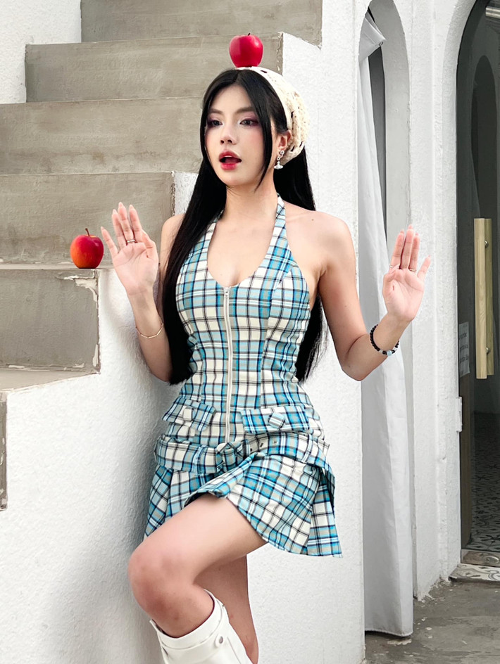 Mai Dora có lần đầu dẫn chương trình tại SEA Games 31 với bộ môn LMHT. Cô nàng được nhiều fan quốc tế biết đến hơn trong sự kiện này.