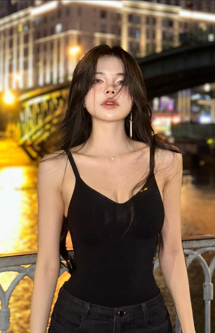 Mai Dora đã góp mặt trong một số phim học đường và phim ngắn chiếu mạng như Thư Viện Ký Ức, Trường Học Bá Vương…