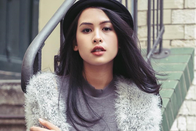 Maudy Ayunda (sinh năm 1994) hiện là ca sĩ, nhạc sĩ và diễn viên nổi tiếng. Hot girl Indonesia này sở hữu gương mặt xinh đẹp cùng tài năng nghệ thuật ấn tượng khiến nhiều người ngưỡng mộ.