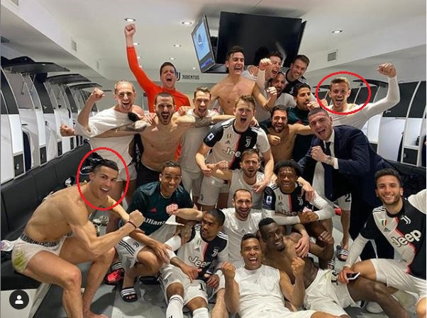 Juventus đã đưa ra quyết định cách ly 121 người, bao gồm cầu thủ bóng đá, ban huấn luyện, giám đốc, đội ngũ hỗ trợ và nhân viên. Cristiano Ronaldo có thể sẽ ở lại quê nhà Madeira (Bồ Đào Nha) thay vì trở lại Italy như dự định.