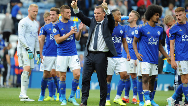 HLV trưởng của Leicester City mới đây cũng thông báo: “CLB có một vài cầu thủ xuất hiện triệu chứng, vì thế chúng tôi phải làm đúng thủ tục cách ly để những cầu thủ này tránh xa đội hình". Xem thêm clip: HLV Arsenal dương tính với Covid-19 | VTC Now - Nguồn: Youtube