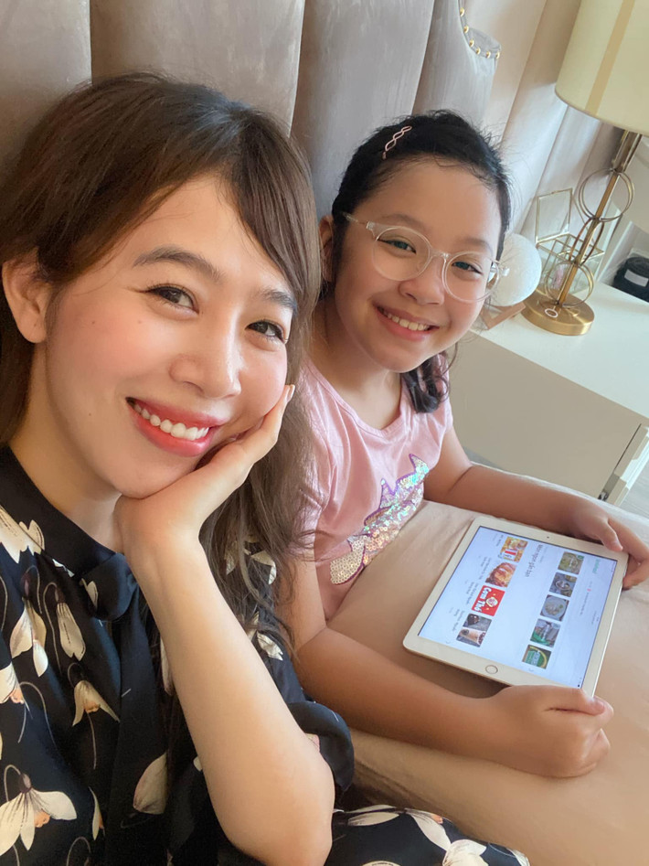 Ngoài ra, cô cũng đưa ra lời khuyên với bạn bè, người hâm mộ về việc nên sử dụng rau củ dưới dạng tươi, sống và sự quan trọng của nước ép rau củ quả đối với cơ thể.
