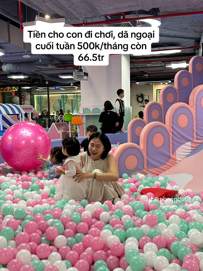Tiền dã ngoại, đi chơi cuối tuần.