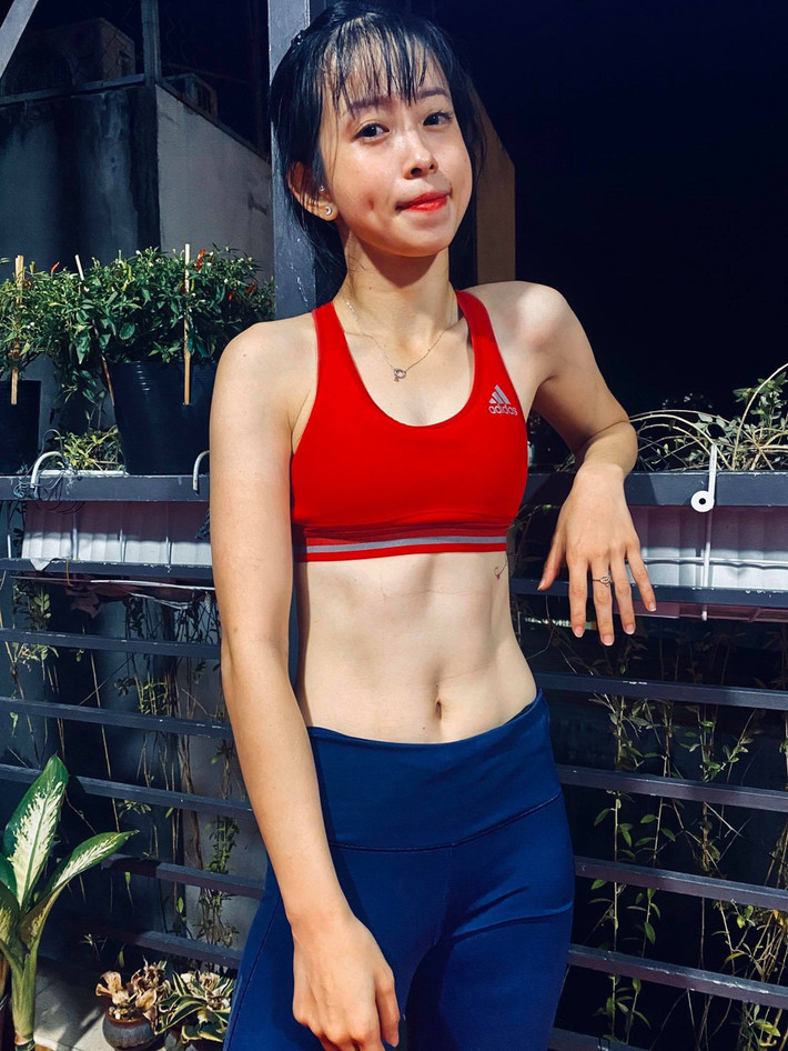 Tuyết Vân hy vọng khi đợt cách ly kết thúc vẫn có thể duy trì đăng các video tập luyện. "Tuy nhiên chắc tần suất và số lượng bài đăng sẽ giảm xuống vì khi đó mình cần tập trung hơn vào chuyên môn, thi đấu", cô nói. Giống như số đông mọi người, phải ở nhà trong thời gian dài khiến Tuyết Vân khó tránh được cảm giác "cuồng chân", buồn chán.