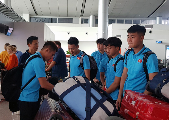 Ngày 1/1, đội tuyển U23 Việt Nam lên đường sang Thái Lan chuẩn bị dự VCK U23 Châu Á 2020. Trước khi lên máy bay, nhiều cầu thủ cho biết quyết tâm ăn tết trên đất Thái bởi trận chung kết sẽ được diễn ra vào tối mùng 2 tết âm lịch.