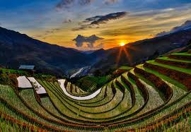 Mù Cang Chải dưới ánh hoàng hôn