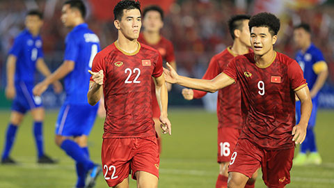Tại SEA Games 30, Đức Chinh có tổng cộng 8 bàn thắng và Nguyễn Tiến Linh có 6 bàn, hai tiền đạo của U22 Việt Nam tạo thành một cặp "song sát" khiến đối thủ phải rùng mình.