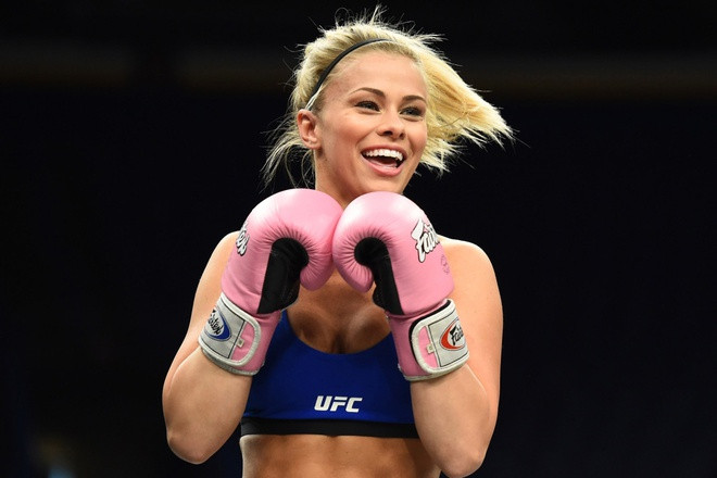 VanZant tên thật là Paige Michelle Sletten, sinh ra ở thành phố Dundee, bang Oregon (Mỹ). Trong cuốn tự truyện Surviving the fight of my life (tạm dịch: Sống sót sau trận chiến của cuộc đời) xuất bản năm 2018, nữ võ sĩ kể cô từng bị cưỡng hiếp tập thể năm 14 tuổi. Cú sốc kinh hoàng thời trung học khiến cô trầm uất, buộc phải đổi tên, chuyển nơi ở.