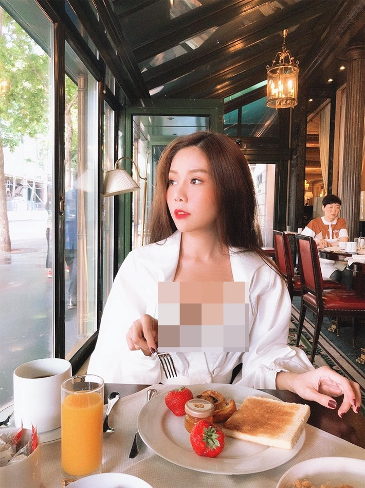 Ở tuổi 26, doanh nhân Tuệ Nghi xinh đẹp sở hữu khối tài sản đắt giá, sống cuộc sống sang chảnh khiến CĐM lầm tưởng cô là hot girl nào đó.