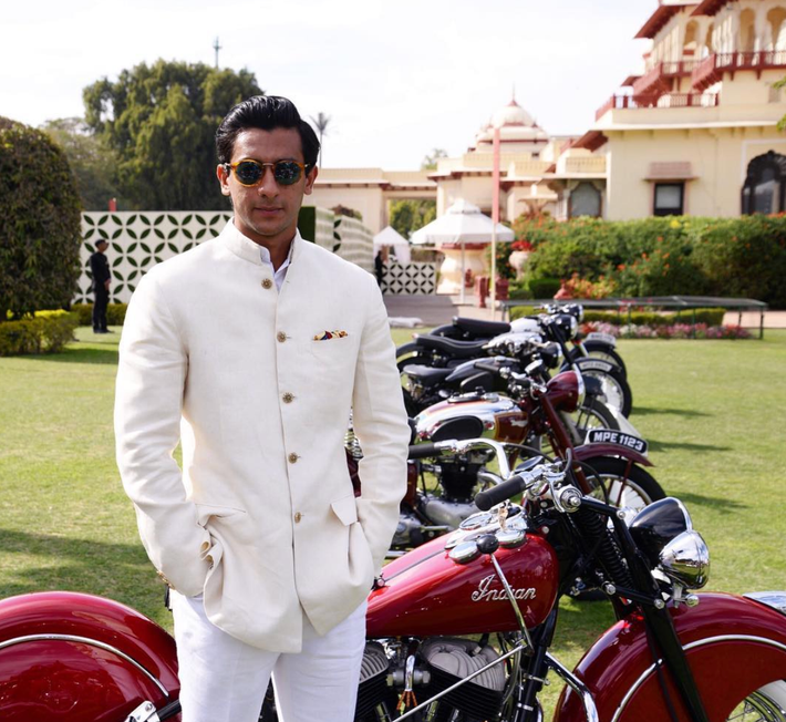 Padmanabh Singh (SN 1998) là vị vua cuối cùng của thành phố Jaipur - thành phố ở phía tây bắc Ấn Độ. Dù mới chỉ 21 tuổi nhưng anh chàng sở hữu một gia tài khổng lồ.