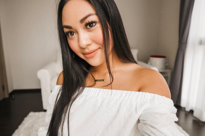 Tưởng chừng không thể tiếp tục bên nhau sau vụ bị "cắm sừng" đó nhưng cuối cùng Belle vẫn tha thứ cho Tristan. Cả hai hiện đang rất hạnh phúc.