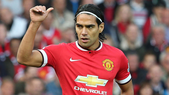 Radamel Falcao (MU): Falcao mặc dù là cầu thủ có tốc độ nhưng nhìn vào những trận đấu anh có mặt thì có thể nhận thấy rằng anh là một cầu thủ lười di chuyển. Nhưng Falcao có một thứ vũ khí khá lợi hại đó là chọn vị trí và đọc tình huống khá tốt nên anh vẫn thực hiện tốt những tình huống mà đồng đội tạo ra.