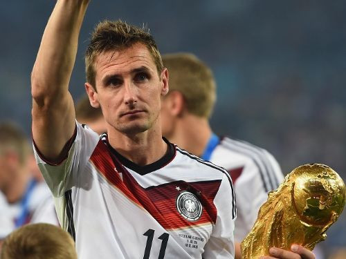 Miroslav Klose chính thức nói lời chia tay ĐTQG Đức ở tuổi 36.