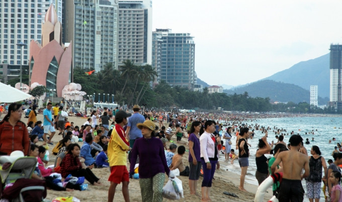 Việt Nam là một đất nước có đường bờ biển dài nên có rất nhiều lựa chọn khác ngoài Nha Trang nếu muốn đi biển vào dịp Valentine giữa mùa dịch năm nay.
