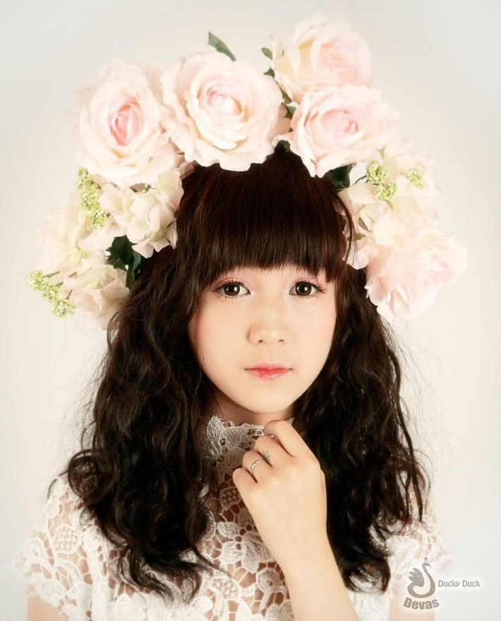 Nguyễn Thanh Thủy (Thủy Sún) sinh năm 1997 từng được biết đến là một teen model với hàng loạt bộ ảnh tuổi học trò.