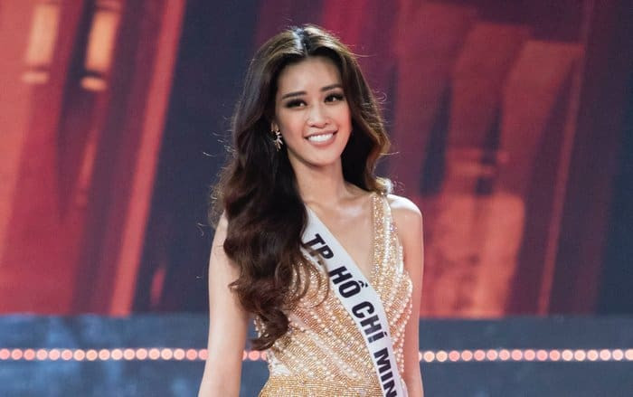 Khánh Vân là người đẹp được dư đoán sẽ làm nên chuyện tại cuộc thi Hoa hậu Hoàn vũ năm 2019 bởi nhan sắc ngọt ngào, dịu dàng nhưng không kém phần sắc sảo.