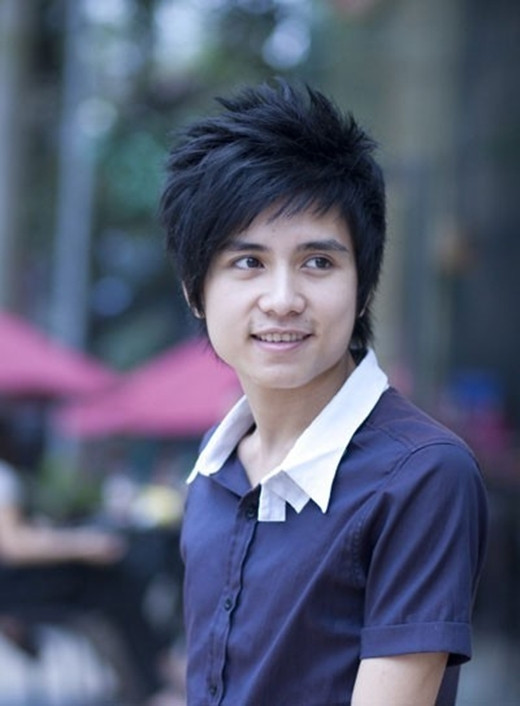 Bước ra từ bộ phim “Nhật ký Vàng Anh”, Mạnh Quân được rất nhiều người biết đến, đặc biệt là các bạn trẻ. Chính nhân vật Tuấn trong phim này đã định hình con đường nghệ thuật của chàng hot boy đẹp trai 8X người Hà Thành này.