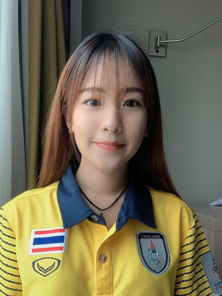 Praewphan Sae Li là kỹ thuật viên vật lý trị liệu của đội bóng rổ 3x3 Thái Lan tại SEA Games năm nay.