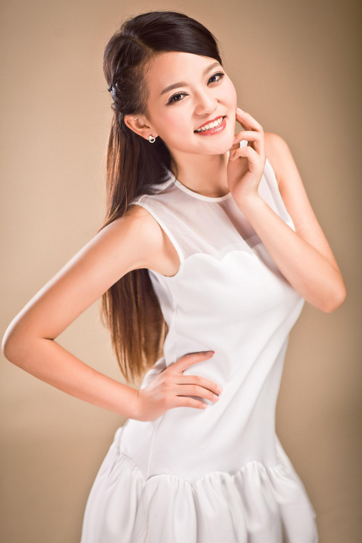 Xem thêm hình ảnh khác của Châu Vi.