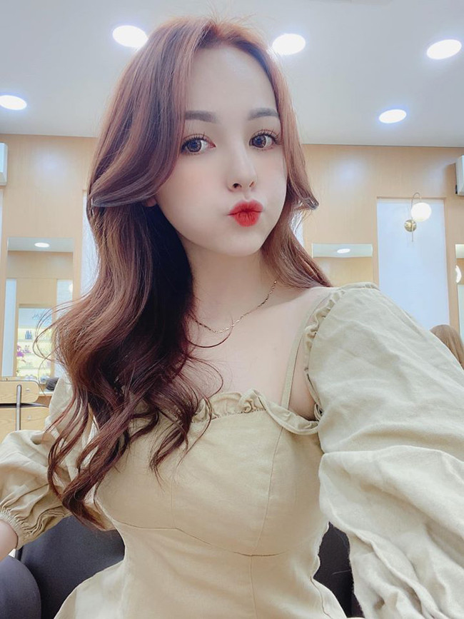 Cô giảm liền 10kg.