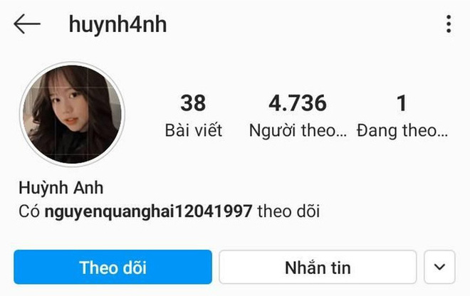 Thế nhưng, mới đây, người hâm mộ tìm ra một loạt bằng chứng cho thấy cầu thủ Quang Hải đang tích cực thả thính hot gỉrl Huỳnh Anh. Cô nàng cũng là một trong số ít người được tiền vệ quê Đông Anh ấn nút theo dõi.
