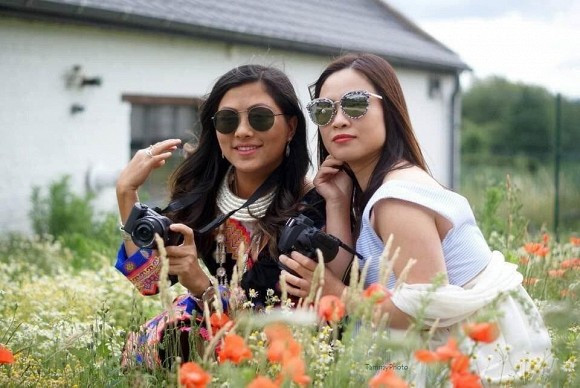Qua những khoảnh khắc do cô gái H'Mông nói tiếng Anh như gió đăng tải có thể thấy Mai đã lấy lại tinh thần sau đổ vỡ hôn nhân và hiện đang rất vui vẻ, lạc quan.