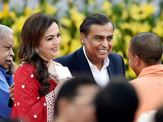 Cũng trong năm 2019, trung bình mỗi ngày tỷ phú Ambani kiếm được 4,5 triệu USD. Ảnh: Getty.
