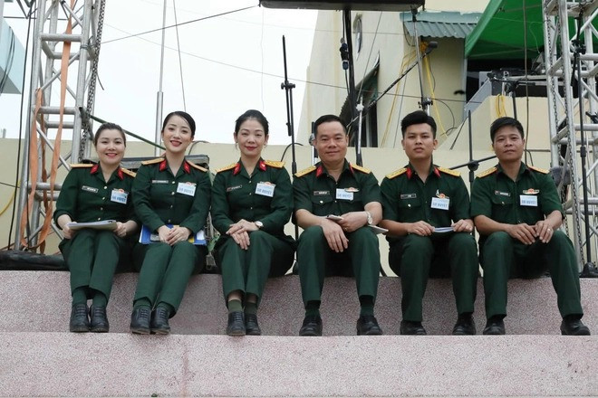 Là một người con miền Nam được góp phần trong Lễ kỷ niệm 70 năm chiến thắng Điện Biên Phủ, Ngọc Hân cho hay bản thân cảm thấy rất may mắn, vinh dự và tự hào.